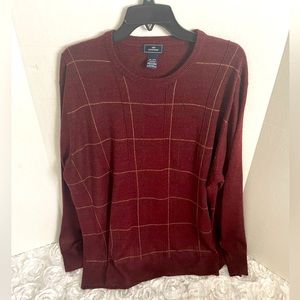 Dockets 2XL color burgundy and tan lines!